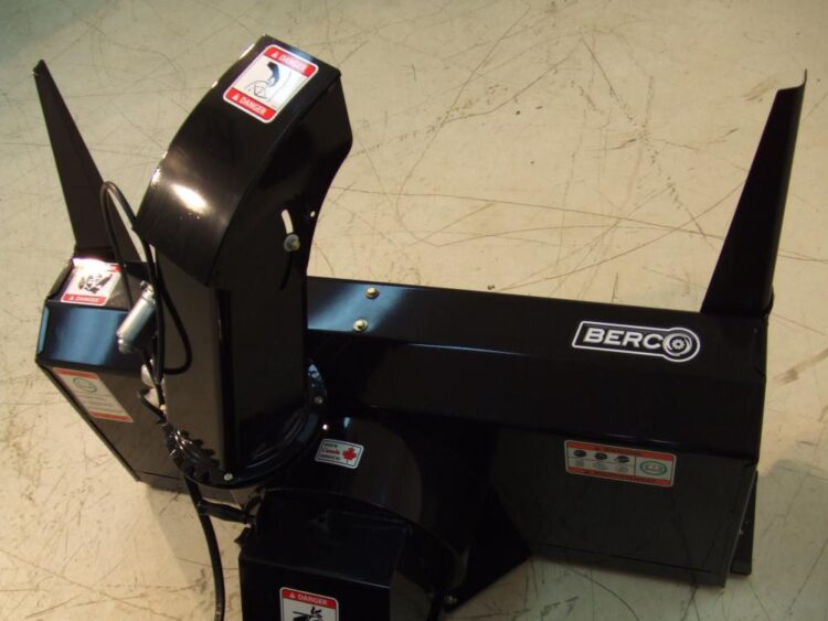 Souffleuse Bercomac électrique 44 pouces tracteur à gazon